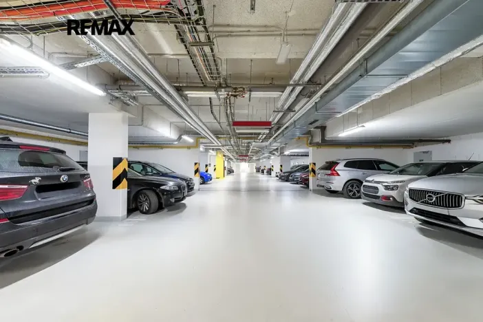 Pronájem bytu 2+kk, Praha - Jinonice, Kloudova, 50 m2