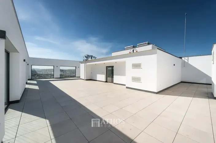 Pronájem bytu 2+kk, Brno, třída Generála Píky, 65 m2
