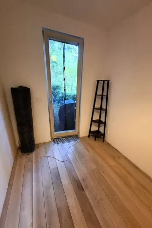 Pronájem bytu 2+kk, Praha - Hrdlořezy, Mezilehlá, 81 m2