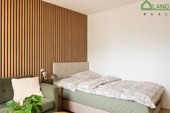 Pronájem bytu 2+kk, Brno, Králova, 37 m2
