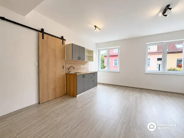 Prodej bytu 1+kk, Brno, Viniční, 27 m2