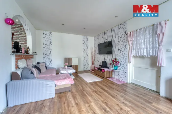 Prodej bytu 3+1, Teplá, Klášterní, 80 m2