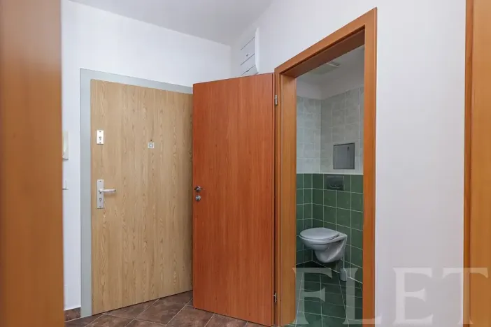 Pronájem bytu 1+kk, Praha - Holešovice, U měšťanského pivovaru, 37 m2
