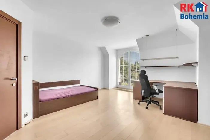 Prodej rodinného domu, Turnov, Křišťálová, 696 m2