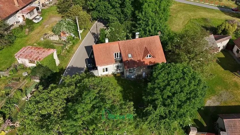 Prodej rodinného domu, Struhařov, 202 m2