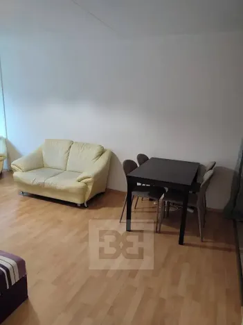 Pronájem bytu 2+kk, Praha - Petrovice, Rezlerova, 49 m2