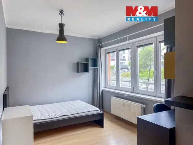 Pronájem bytu 1+kk, Praha - Košíře, Plzeňská, 31 m2