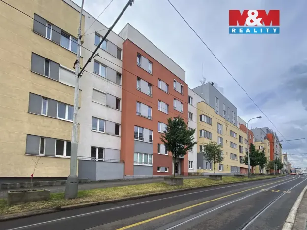 Pronájem bytu 1+kk, Praha - Košíře, Plzeňská, 31 m2