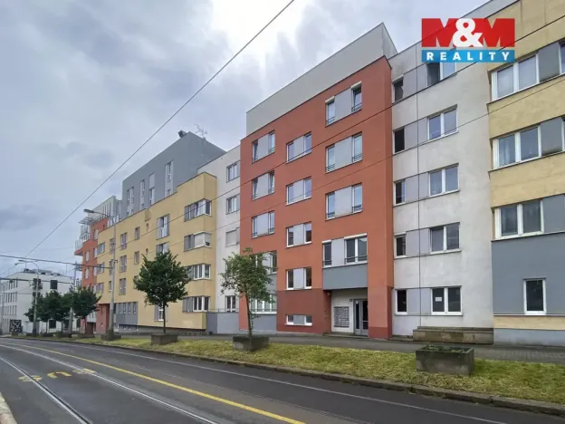 Pronájem bytu 1+kk, Praha - Košíře, Plzeňská, 31 m2