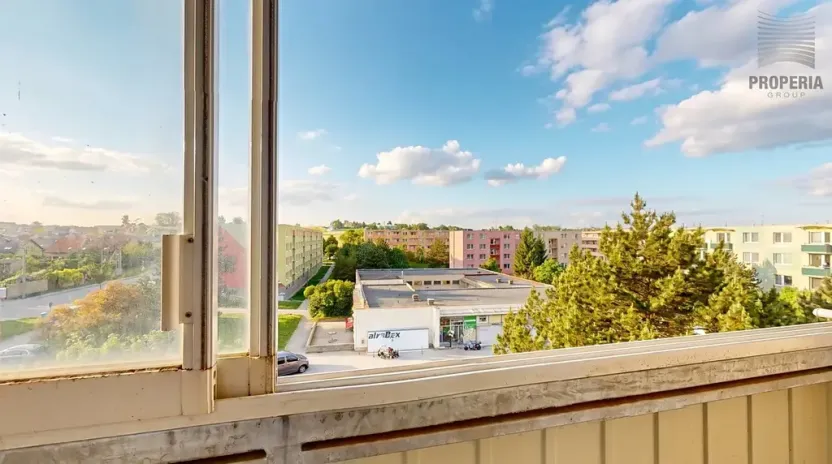 Prodej bytu 3+1, Hrušovany u Brna, Sídliště, 73 m2