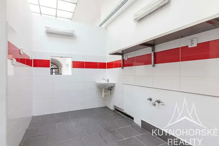 Pronájem obchodního prostoru, Kutná Hora, Husova, 195 m2