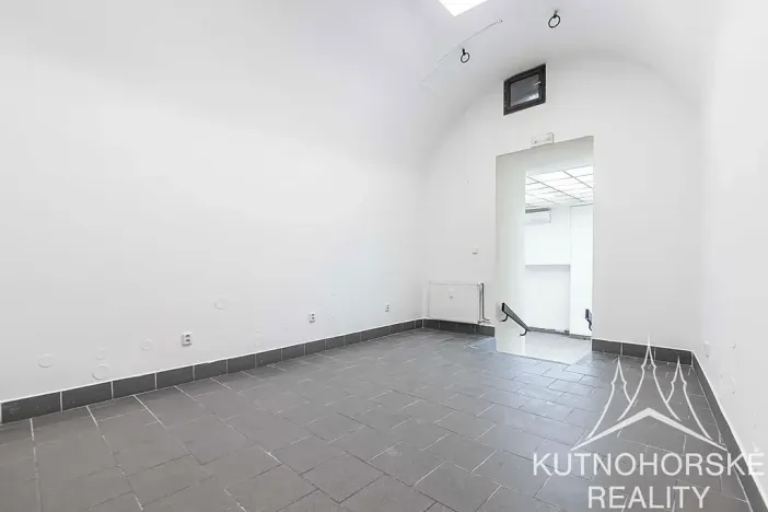 Pronájem obchodního prostoru, Kutná Hora, Husova, 195 m2