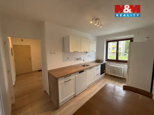 Pronájem bytu 2+1, Beroun - Beroun-Město, Družstevní, 60 m2