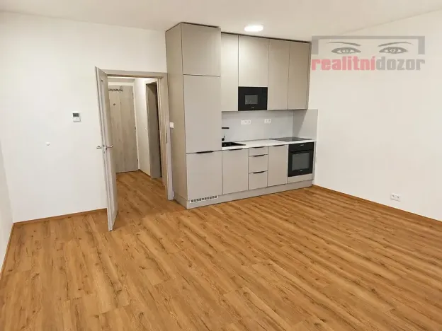 Pronájem bytu 1+kk, Brno, Chvalovka, 43 m2