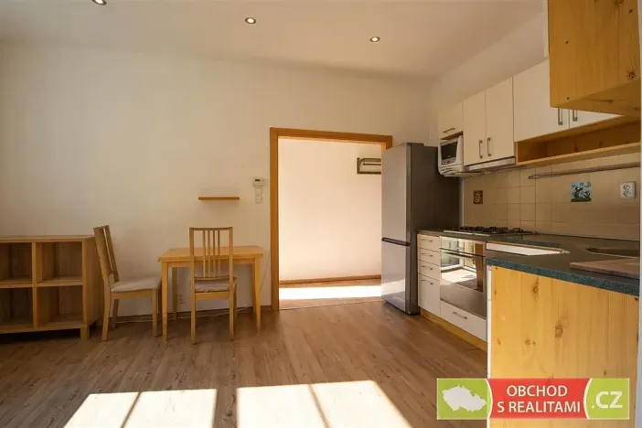 Pronájem bytu 2+kk, Praha, Nuselská, 52 m2
