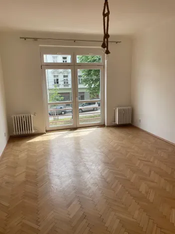 Pronájem bytu 1+kk, Praha - Břevnov, Bělohorská, 40 m2