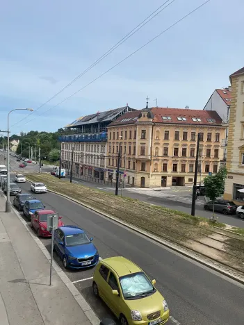Pronájem bytu 1+kk, Praha - Břevnov, Bělohorská, 40 m2
