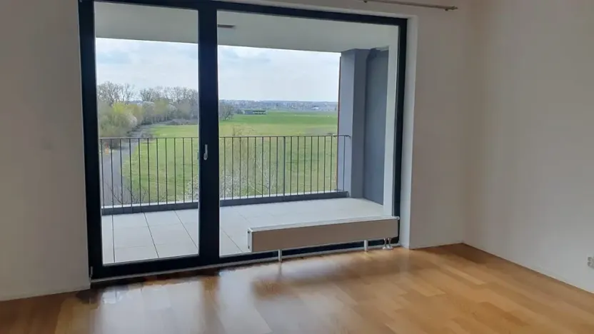 Pronájem bytu 1+kk, Praha - Kbely, Plzákova, 30 m2