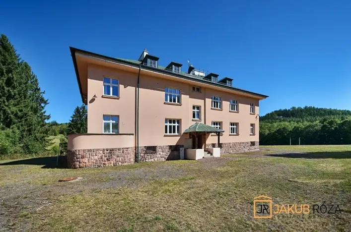 Prodej komerčního pozemku, Heřmánkovice, 40632 m2