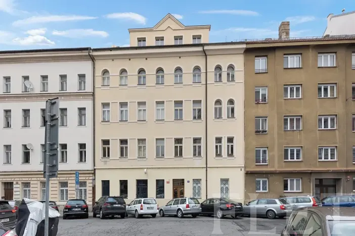 Pronájem bytu 1+1, Praha - Holešovice, Kamenická, 45 m2