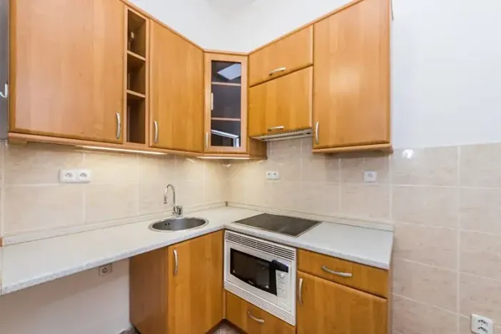 Pronájem bytu 2+kk, Praha - Vinohrady, Krátká, 45 m2