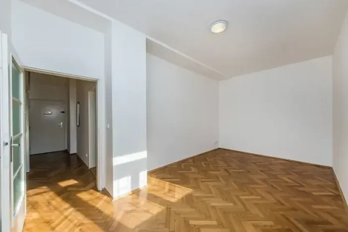 Pronájem bytu 2+kk, Praha - Vinohrady, Krátká, 45 m2