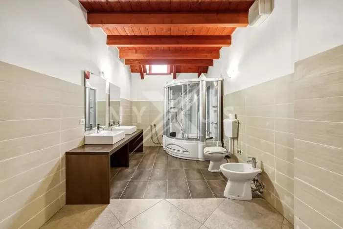 Prodej rodinného domu, Černolice, Ke dvoru, 375 m2