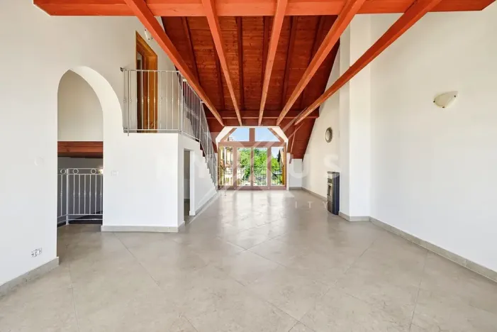 Prodej rodinného domu, Černolice, Ke dvoru, 375 m2