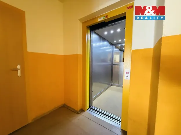 Prodej bytu 2+kk, Jablonec nad Nisou - Mšeno nad Nisou, Boženy Němcové, 40 m2