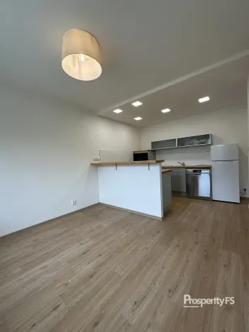 Pronájem bytu 2+kk, Kladno - Kročehlavy, U Hvězdy, 41 m2