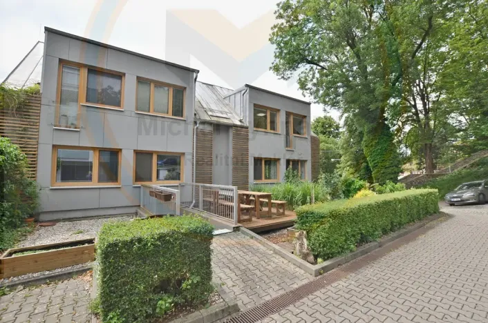 Pronájem bytu 2+kk, Klecany, Nám. Třebízského, 52 m2
