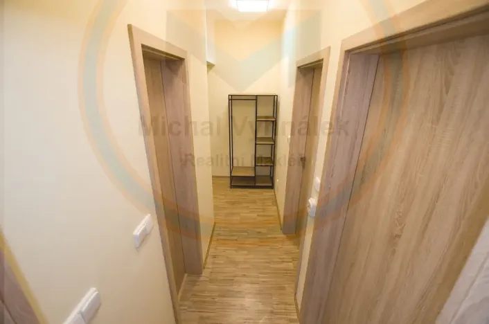 Pronájem bytu 2+kk, Klecany, Nám. Třebízského, 52 m2