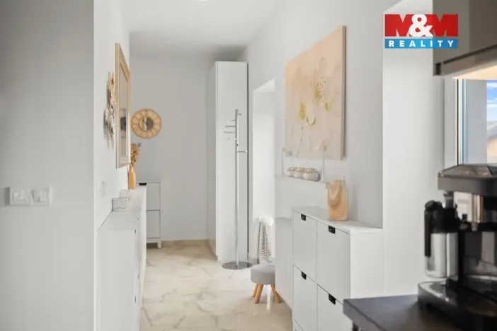 Prodej bytu 2+kk, Stochov, Zahradní, 62 m2