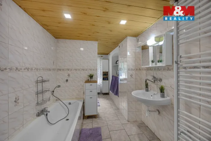 Prodej rodinného domu, Litoboř, 160 m2