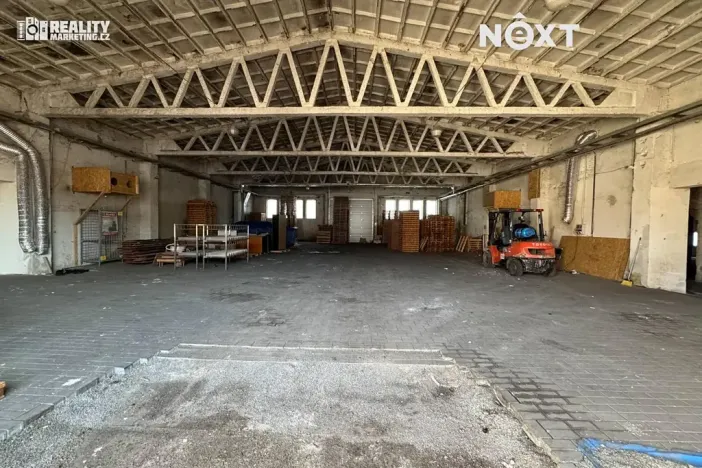 Pronájem skladu, Rostěnice-Zvonovice, 2417 m2