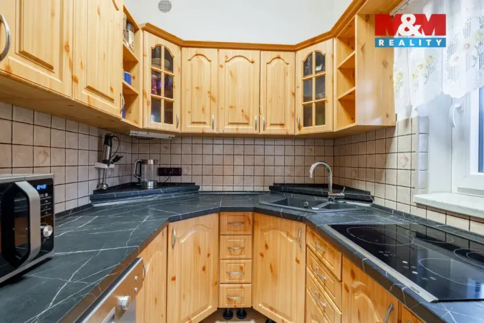 Prodej rodinného domu, Jemnice, Romana Havelky, 224 m2