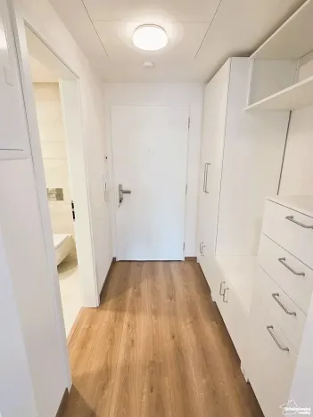 Pronájem bytu 1+kk, Praha - Hloubětín, Poděbradská, 31 m2