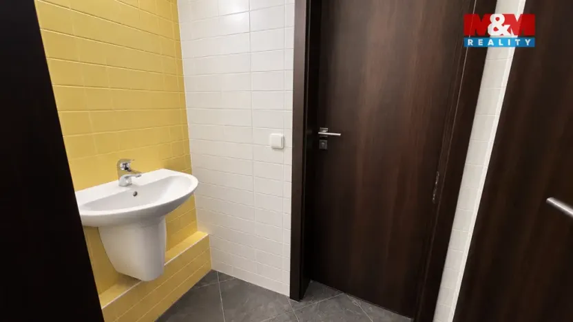 Pronájem obchodního prostoru, Šumperk, Langrova, 129 m2