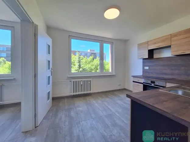 Pronájem bytu 1+1, Litvínov, Čapkova, 36 m2