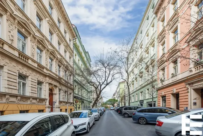 Prodej kanceláře, Praha - Vinohrady, Americká, 76 m2