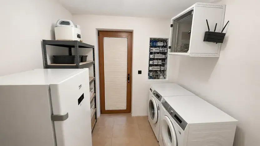 Prodej rodinného domu, Hrdlořezy, 165 m2
