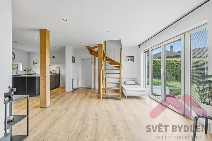 Prodej rodinného domu, Tehov, Všestarská, 300 m2