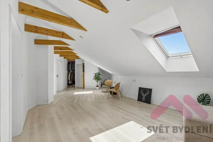 Prodej rodinného domu, Tehov, Všestarská, 300 m2
