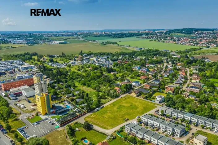 Prodej pozemku pro bydlení, Praha, 4940 m2
