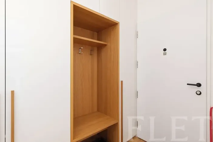 Pronájem bytu 1+kk, Praha - Nusle, Mnatova, 26 m2