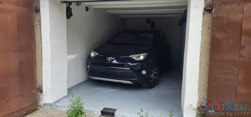 Prodej garáže, Praha - Kbely, Lužanská, 21 m2