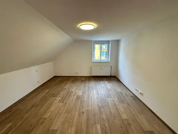 Pronájem bytu 2+1, Děčín, Škroupova, 67 m2