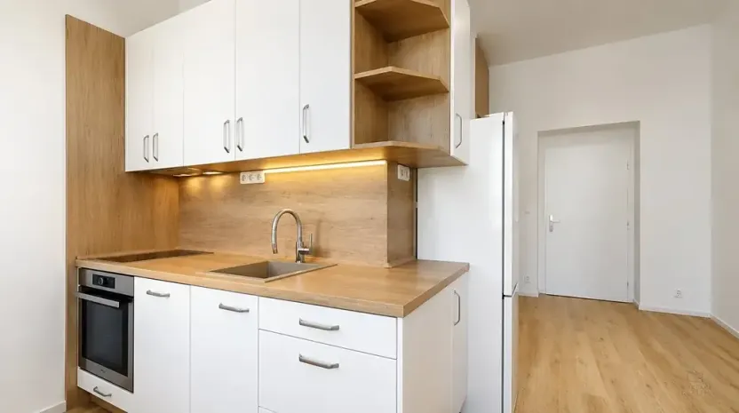 Pronájem bytu 2+kk, Praha - Nusle, Boleslavova, 36 m2