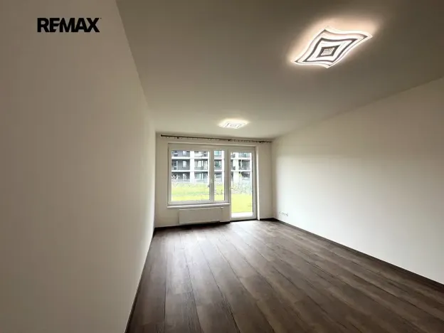 Pronájem bytu 2+kk, Praha - Vysočany, Kolbenova, 56 m2