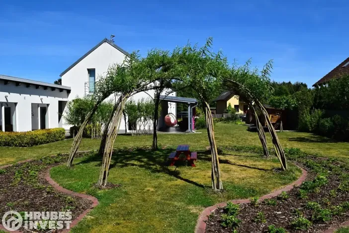 Prodej rodinného domu, Řečany nad Labem, K Tišině, 266 m2